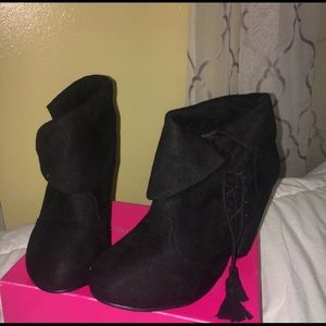 Black Booties